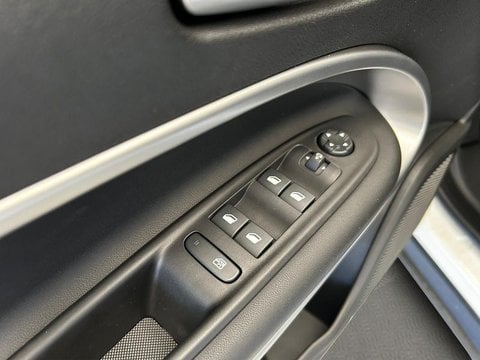 Auto Km0 A Lecco | Jeep Avenger E-Hybrid 1.2 Turbo 110 Cv Mhev Summit My25- Promo Sironiauto+