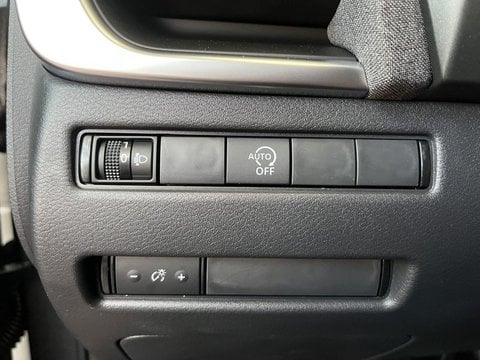 Auto Km0 A Lecco | Nissan Qashqai Qashqai 1.3 Mhev Acenta 2Wd 140Cv
