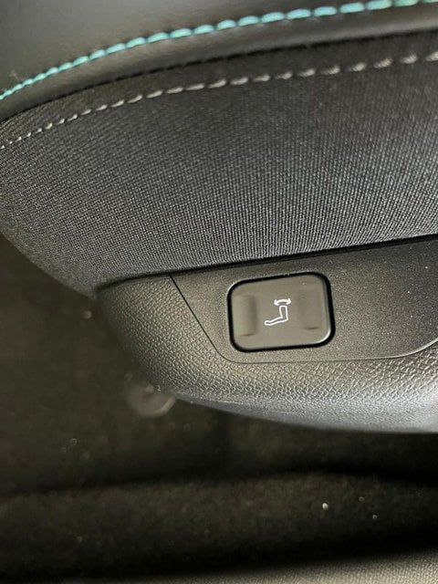 Auto Km0 A Lecco | Peugeot 308 308 Bluehdi 130 S&S Eat8 Sw Allure