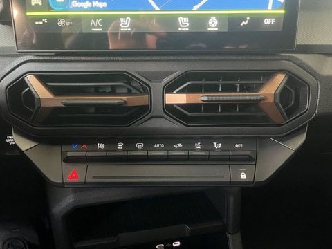 Auto Km0 A Lecco | Dacia Duster Duster 1.6 Hybrid Extreme 140Cv