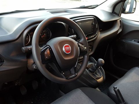 Auto Fiat Professional Doblò 1.6 Mjt 105Cv S&S Pc-Tn Lounge Km0 A Varese