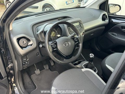 Auto Toyota Aygo 5 Porte 1.0 Vvt-I 72Cv X-Cool Usate A Pavia