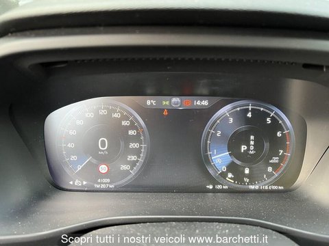Auto Volvo Xc40 2.0 B4 Momentum Awd Auto My21 Usate A Trento
