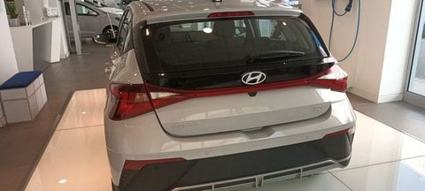 Auto Hyundai I20 1.2 Mpi Mt Connectline Nuove Pronta Consegna A Napoli