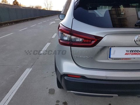 Auto Nissan Qashqai Ii 2017 1.3 Dig-T N-Connecta 160Cv Dct Usate A Vicenza