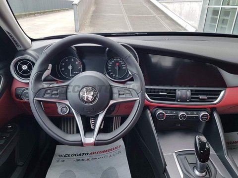 Auto Alfa Romeo Giulia 2016 2.0 T Veloce Q4 280Cv Awd Auto Usate A Vicenza