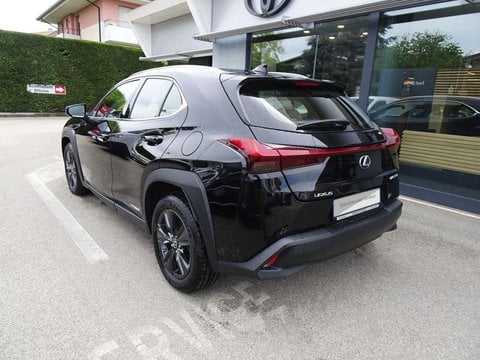Auto Lexus Ux Hybrid Executive Usate A Treviso