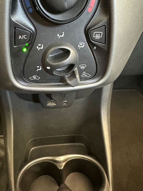 Auto Toyota Aygo Connect 1.0 Vvt-I 72 Cv 5 Porte X-Cool Usate A Napoli