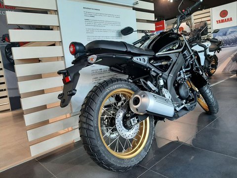 Moto Yamaha Xsr 125 Legacy Nuove Pronta Consegna A Treviso