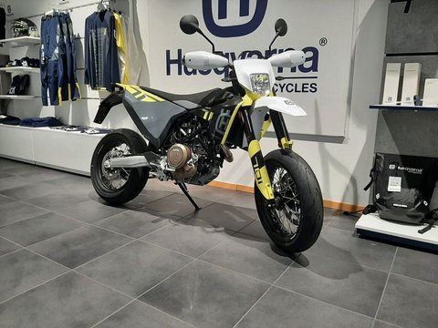 Moto Husqvarna 701 Supermoto Nuove Pronta Consegna A Treviso