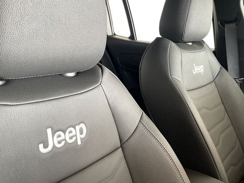 Auto Km0 A Catanzaro | Jeep Avenger Ice 4Xe Upland 2025- Km0 | 145Cv Mhev