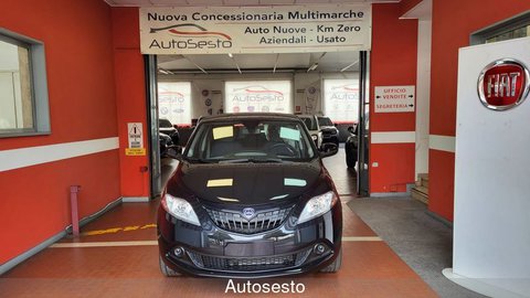 Auto Lancia Ypsilon 1.0 Firefly 5 Porte S&S Hybrid Oro Km0 A Varese