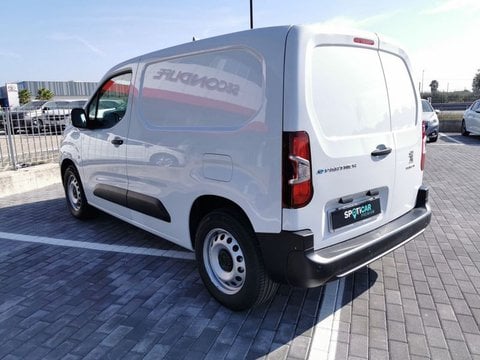 Auto Peugeot Partner Vu E- Premium Standard Portata Maggiorata - Pacco Batteria 50 Kwh Km0 A Chieti