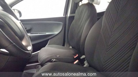 Auto Lancia Ypsilon 1.0 Firefly 5 Porte S&S Hybrid Gold Usate A Varese