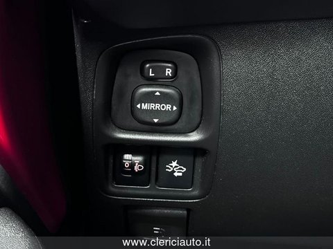 Auto Toyota Aygo Connect 1.0 Vvt-I 72 Cv 5 Porte X-Play Usate A Como