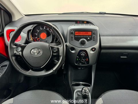 Auto Toyota Aygo Connect 1.0 Vvt-I 72 Cv 5 Porte X-Cool Usate A Como