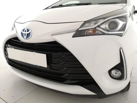 Auto Toyota Yaris 1.5 Hybrid 5 Porte Business Usate A Terni