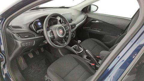 Auto Fiat Tipo (2015-->) 1.3 Mjt S&S 5 Porte Lounge Usate A Bari