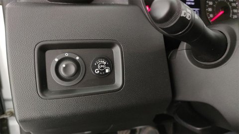 Auto Dacia Duster 1.0 Tce 100 Cv Eco-G 4X2 Comfort Usate A Bari