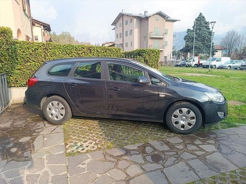 Auto Opel Astra 1.7 Cdti 110Cv Sports Tourer Cosmo Usate A Bergamo