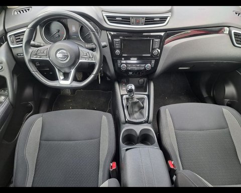 Auto Nissan Qashqai 1.3 Dig-T Acenta Premium 140Cv Usate A Arezzo