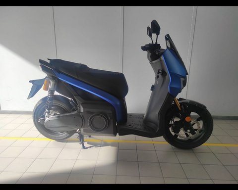 Auto Seat Escooter Escooter 125P Blue R7/9Kww My 23 Nuove Pronta Consegna A Siena