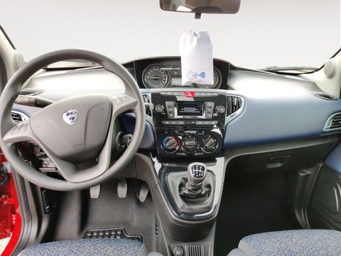 Auto Lancia Ypsilon 1.0 Firefly 5 Porte S&S Hybrid Oro Nuove Pronta Consegna A Pordenone