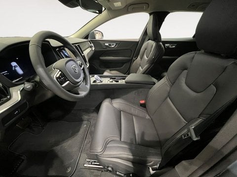Auto Volvo V60 Cross Country B4 (D) Awd Automatico Core Sconto P.iva Con Permuta Nuove Pronta Consegna A Pordenone