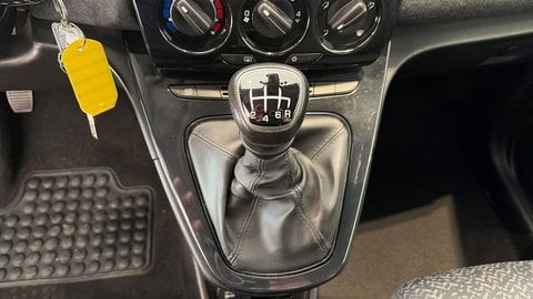 Auto Usate A Viterbo | Lancia Ypsilon Iii 2021 Hybrid 5 Porte 1.0
