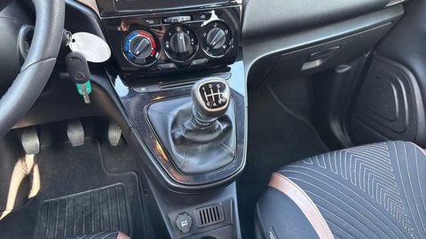Auto Usate A Viterbo | Lancia Ypsilon Iii 2021 1.0 Firefly Hybrid 70Cv Alberta Ferretti S