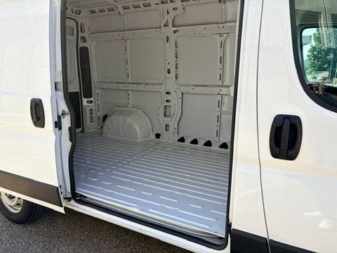 Auto Usate A Viterbo | Opel Movano 35 L2H2 2.2 Diesel 140Cv S&S