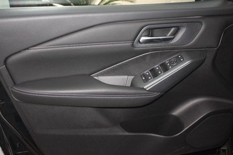 Auto Km0 A Viterbo | Nissan Qashqai 1300 Mhev 158 Cv Xtronic N-Connecta