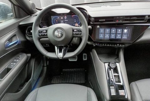 Auto Km0 A Viterbo | Alfa Romeo Junior 1.2 136 Cv Hybrid Edct6 Speciale Km Zero
