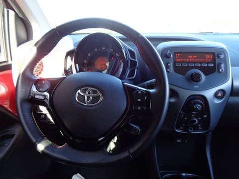 Auto Toyota Aygo Connect 1.0 Vvt-I 72Cv 5 Porte X-Business Usate A Belluno