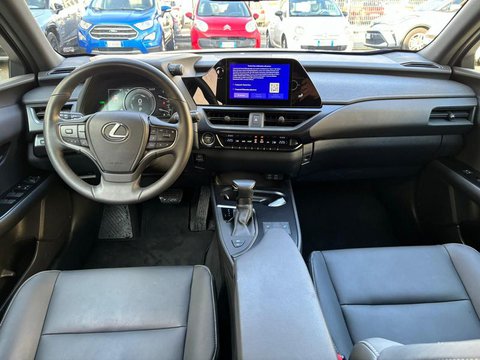 Auto Lexus Ux Hybrid Design Usate A Modena