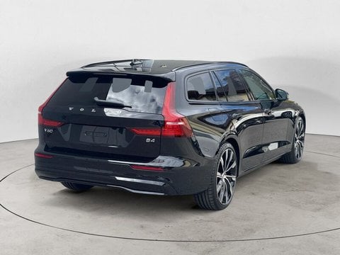 Auto Volvo V60 B4 (D) Automatico Plus Dark Pronta Consegna Nuove Pronta Consegna A Como