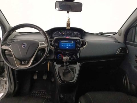 Auto Lancia Ypsilon Iii 2021 1.0 Firefly Hybrid Gold S&S 70Cv Usate A Treviso