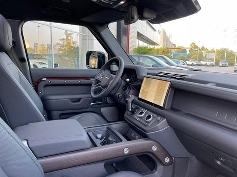 Auto Land Rover Defender 130 D300 Mhev Awd Auto X 8 Posti Nuove Pronta Consegna A Treviso