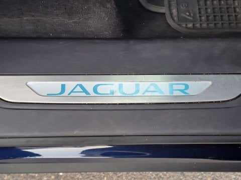 Auto Jaguar F-Pace 2.0 D 240 Cv Awd Aut. Portfolio Usate A Pavia