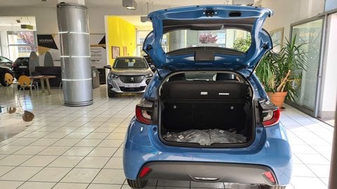 Auto Toyota Yaris 1.5 Hybrid 5 Porte Trend Nuove Pronta Consegna A Salerno