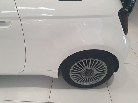 Auto Fiat 500 Electric Icon Berlina Usate A Chieti