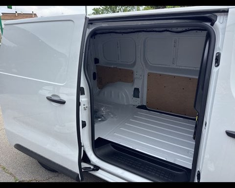 Auto Km0 A Ancona | Fiat Professional Scudo Serie 3 Van M 1.5Diesel 120 Cv Manuale