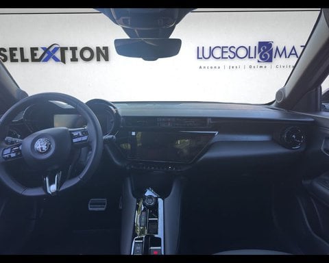 Auto Km0 A Ancona | Alfa Romeo Junior Ibrida My25 Ibrida Q4 1.2 145Cv Hybrid Edct6