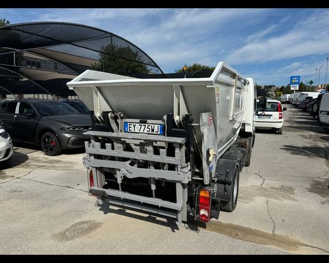 Auto Usate A Ancona | Nissan Cabstar Nt400/ 4ªs. Nt400 35.12 2.5 Dci 122 Cv Pc-Rg Cabinato