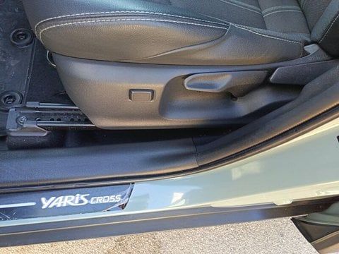 Auto Usate A Caserta | Toyota Yaris Cross 2021 1.5H Premiere Awd-I 130Cv E-Cvt