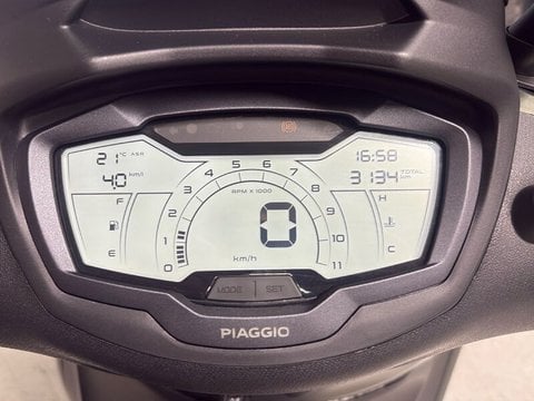 Auto Usate A Napoli | Piaggio Beverly Beverly 400 Hpe Abs-Asr My21