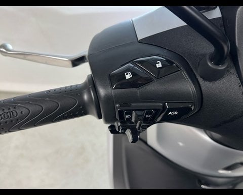 Moto Usate A Napoli | Piaggio Beverly 400 Hpe S Abs-Asr My21