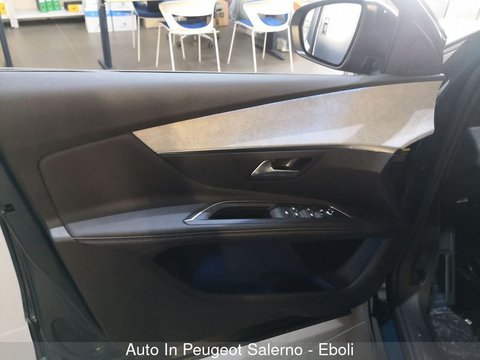 Auto Peugeot 3008 Hybrid 225 E-Eat8 Gt Km0 A Salerno