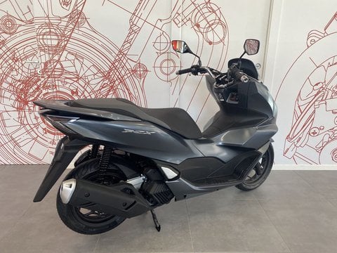 Moto Honda Pcx 125 Nuove Pronta Consegna A Milano
