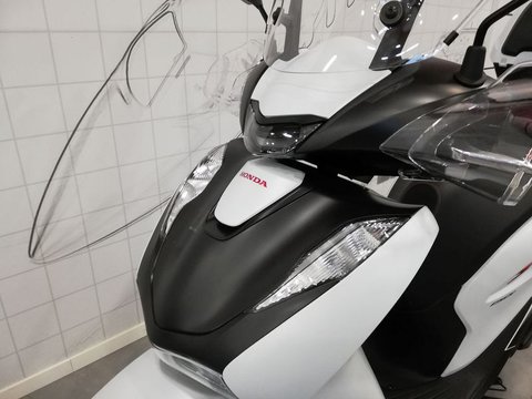 Moto Honda Sh 125 Abs Pearl Cool White Sport Ym 2024 Nuove Pronta Consegna A Milano